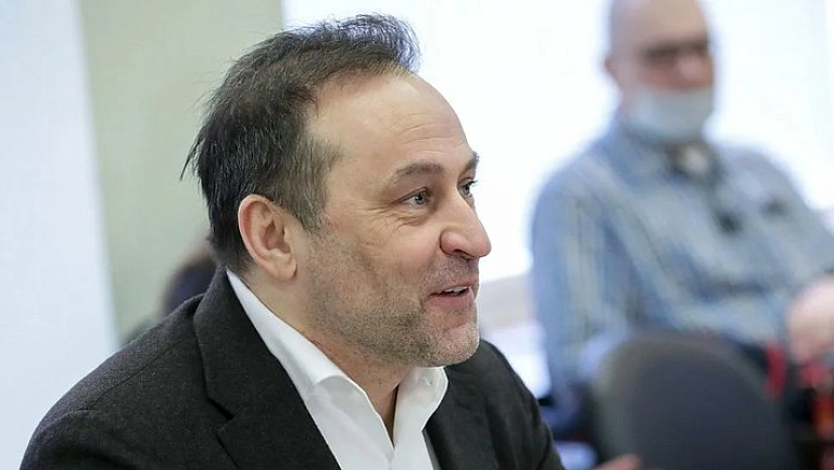 Свищёв ответил Комличенко: «Если помидоры вам противны, играйте лучше»